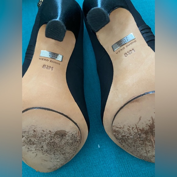 Badgley Mischka Satin Leather Crystal Brooch Open Toe Pump - Picture 5 of 7